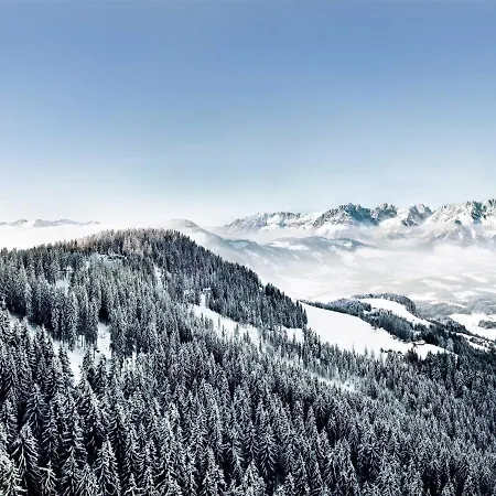 Near The Hahnenkamm Cable Car Apartment Kitzbuhel
