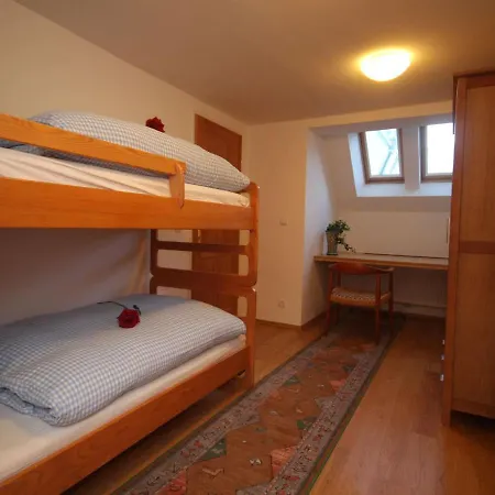 Apartment Near The Hahnenkamm Cable Car Kitzbuhel