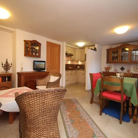 In Near Slopes Apartment *